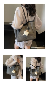 Detailansicht der großen Damen Tote Bag mit süßem Plüschanhänger für den täglichen Weg zur Arbeit.