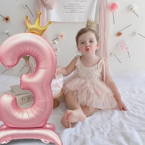 Ballon chiffre 3 rose avec couronne pour décoration de fête de 3ème anniversaire