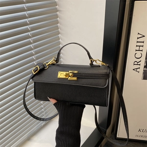 Petit Sac Carré Style Kelly en Cuir PU pour Femmes Avec Bandoulière Fermoir en Métal Doré Poignée Supérieure Sac à Bandoulière