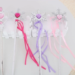 Prinzessin Schneeflocke Zauberstab Set mit bunten Herzsteinen und Seidenbändern