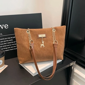 Large Capacity PU Tote Bag For Women Vintage Deer Pendant Shoulder Bag Urban Simple Matte PU Leather Commuting Handbag