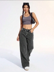 Jean en denim gris foncé à taille haute et jambe large, style urbain décontracté