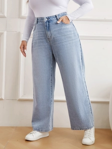Hellblaue Wide-Leg-Jeans mit hoher Taille und natürlicher Waschung in bequemer Passform