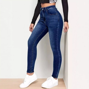 Jeans skinny blu scuro a vita alta da donna con vestibilità slim e finitura lavata