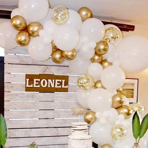 Detailed white and gold balloon garland with glitter confetti latex balloons for parties