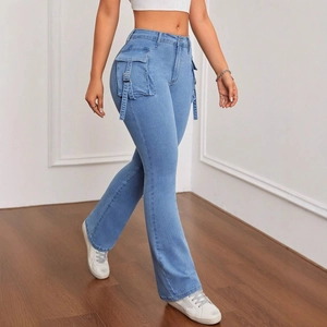 Pantaloni Cargo Denim a Zampa da Donna Vita Alta Lavati Blu Chiaro Jeans Slim Fit Streetwear Con Tasche e Cinghie