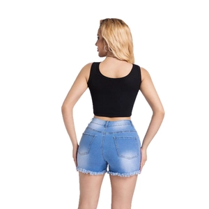 Short en jean stretch ajusté pour femme avec ourlet effiloché rétro et poches arrière pratiques