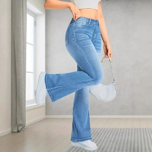 Slim fit high waisted flare jeans for women in vintage blue wash denim with stretch