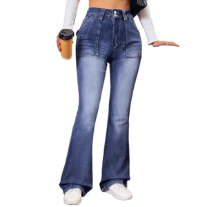 Jean évasé vintage bleu pour femme taille haute avec double boutonnage et grandes poches