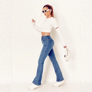 Women's high waist flared jeans in light blue denim, casual fashion style for trendy outfits