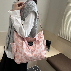 Floral canvas shoulder bag with large capacity and elegant pink flower pattern for women