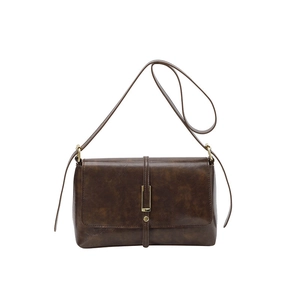 Vintage dark brown large capacity tote bag with retro oil wax leather texture for women