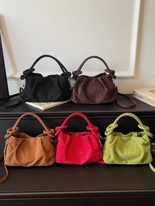 Dames Suède Geplooide Wolk Schoudertas Geknoopte Handgreep Crossbody Tas Mode Matte Tote Handtas Elegant Dagelijks
