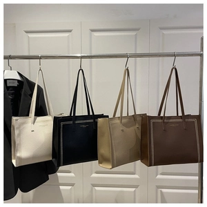 Bolsos tote grandes de cuero minimalistas para mujer en cuatro colores versátiles
