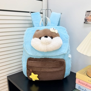 Süßer himmelblauer Plüsch-Rucksack für Kinder mit braunem Otter und Sternanhänger
