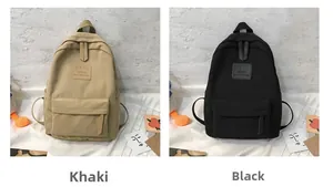 Detailvergleich zwischen khakifarbenem und schwarzem Canvas-Rucksack mit MRMI-Lederpatch