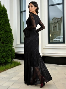 Elegant black lace mermaid dress with rose floral patterns and long flared sleeves