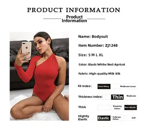 Gros plan sur le body rouge ajusté en soie de lait montrant la texture du tissu extensible