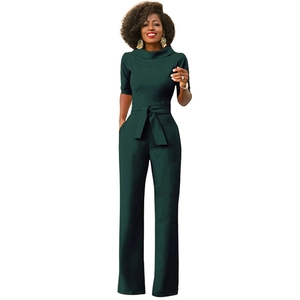 Elegante tuta verde scuro a gamba larga con cintura in vita e maniche corte da donna
