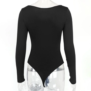 Vue arrière d'un body gainant noir à manches longues avec coupe haute sur mannequin