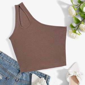 Top corto a costine marrone monospalla con dettaglio cut-out e scollo asimmetrico