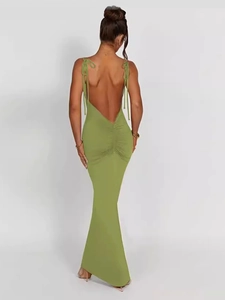Robe longue moulante vert avocat dos nu avec détails froncés et bretelles à nœuds