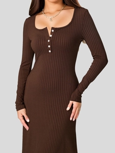 Elegant ribbed knit maxi dress with buttoned square neck and long sleeves in coffee brown