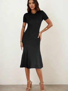 Elegant black short sleeve slim fit midi dress with round neck and fishtail hem design