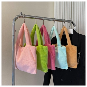 Women Fashion Solid Color Plush Handbag Minimalist Soft Faux Fur Tote Bag Winter Warm Shopping Bag Large Capacity Top Handle Bag