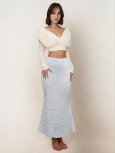 Minimalist light blue mermaid skirt set with cream long sleeve crop top for summer fashion