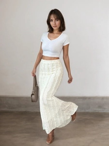 Jupe sirène élégante en tricot jacquard blanc avec haut ajusté à col en V pour femmes