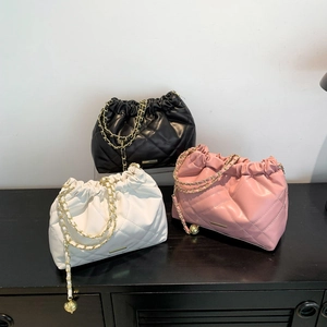 Women Quilted Rhombic Shoulder Bag PU Leather Chain Bucket Bag Casual Crossbody Cloud Pouch Handbag For Daily Match Fashion
