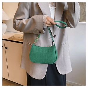 Chic green crocodile pattern faux leather shoulder bag with golden hardware for women