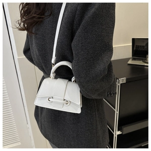 Schicke weiße Hourglass-Handtasche mit Litschi-Maserung und verstellbarem Schultergurt