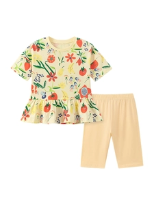 Toddler girls two-piece summer set with yellow fruit print top and matching shorts