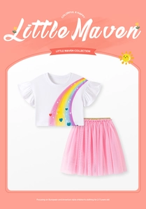 Détail de l'ensemble d'été fille avec t-shirt arc-en-ciel et jupe en tulle rose 2-7 ans
