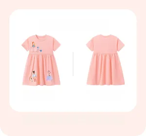 Vue détaillée avant et arrière de la robe rose pour filles avec broderies de dessins animés