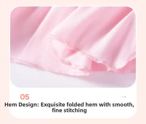 Détail de l'ourlet de robe rose avec des coutures fines et un design froncé