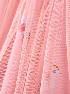 Abito in tulle rosa per bambine con simpatica stampa unicorno e strati di rete leggera