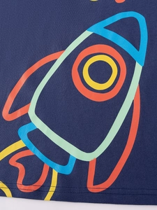 Ensemble de vêtements pour garçon avec imprimé fusée coloré sur tissu bleu marine