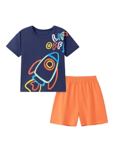 Ensemble d'été en coton pour garçons avec t-shirt fusée bleu marine et short orange à cordon