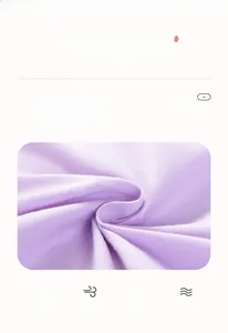 Détail du tissu en maille de coton violet doux pour robe d'été de petite fille