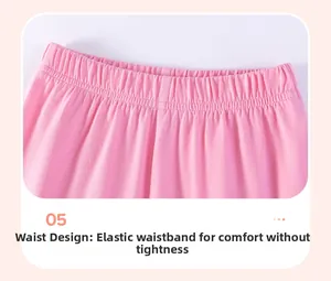 Detail der rosa Mädchenshorts mit bequemem Gummizug und weichem Baumwollstoff