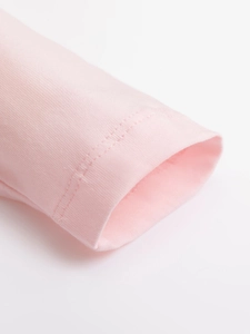 Robe rose à manches longues pour filles avec détails de couture fine sur la bordure