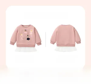 Vista dettagliata fronte e retro del set felpa rosa da bambina con gonna in tulle