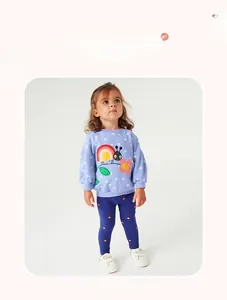 Ensemble fille en coton avec sweat à broderie arc-en-ciel et pantalon bleu marine