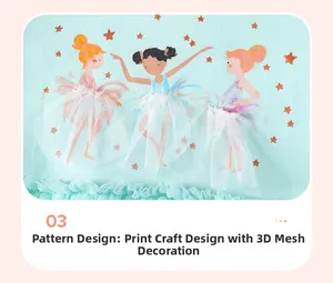 Dettaglio stampe ballerina con tutu in mesh 3D e stelle glitterate su abito verde