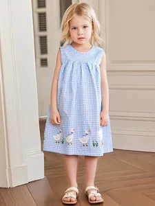 Little Maven Robe à Carreaux Sans Manches Fille Mélange Coton Polyester Broderie Canard Mignonne Robe d'Été Décontractée
