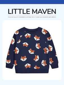 Detail of navy cotton kids sweatshirt with orange fox prints and ribbed cuffs