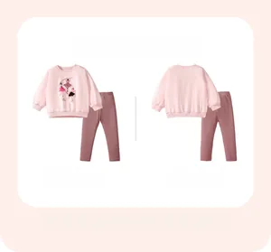 Flachbild des rosa Ballerina-Sweatshirts und der dunkelroten Hose, Vorder- und Rückseite